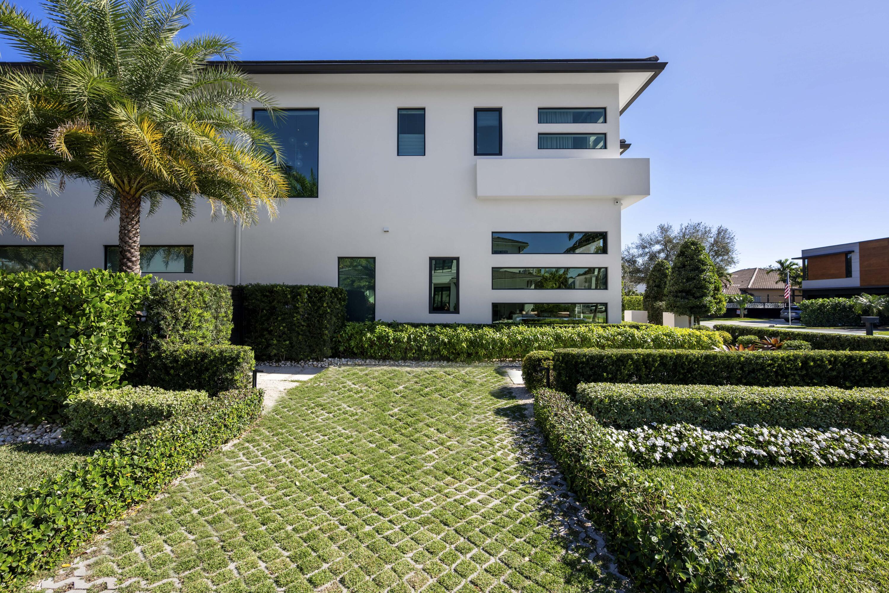 401 Northeast 2nd Street Boca Raton, FL 33432 - Photo 5 of 95 DSC_4783