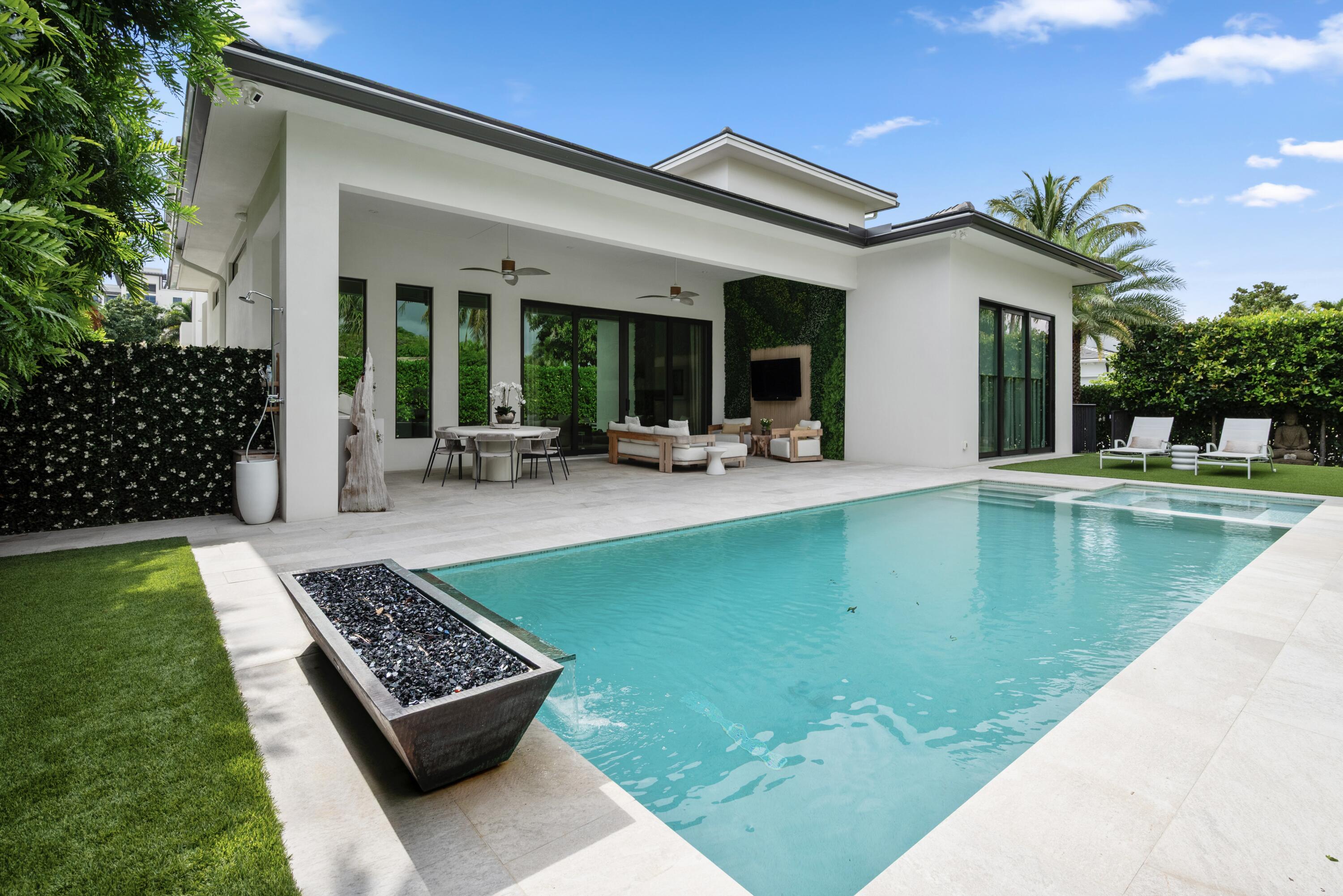 401 Northeast 2nd Street Boca Raton, FL 33432 - Photo 6 of 95 DSC_4747