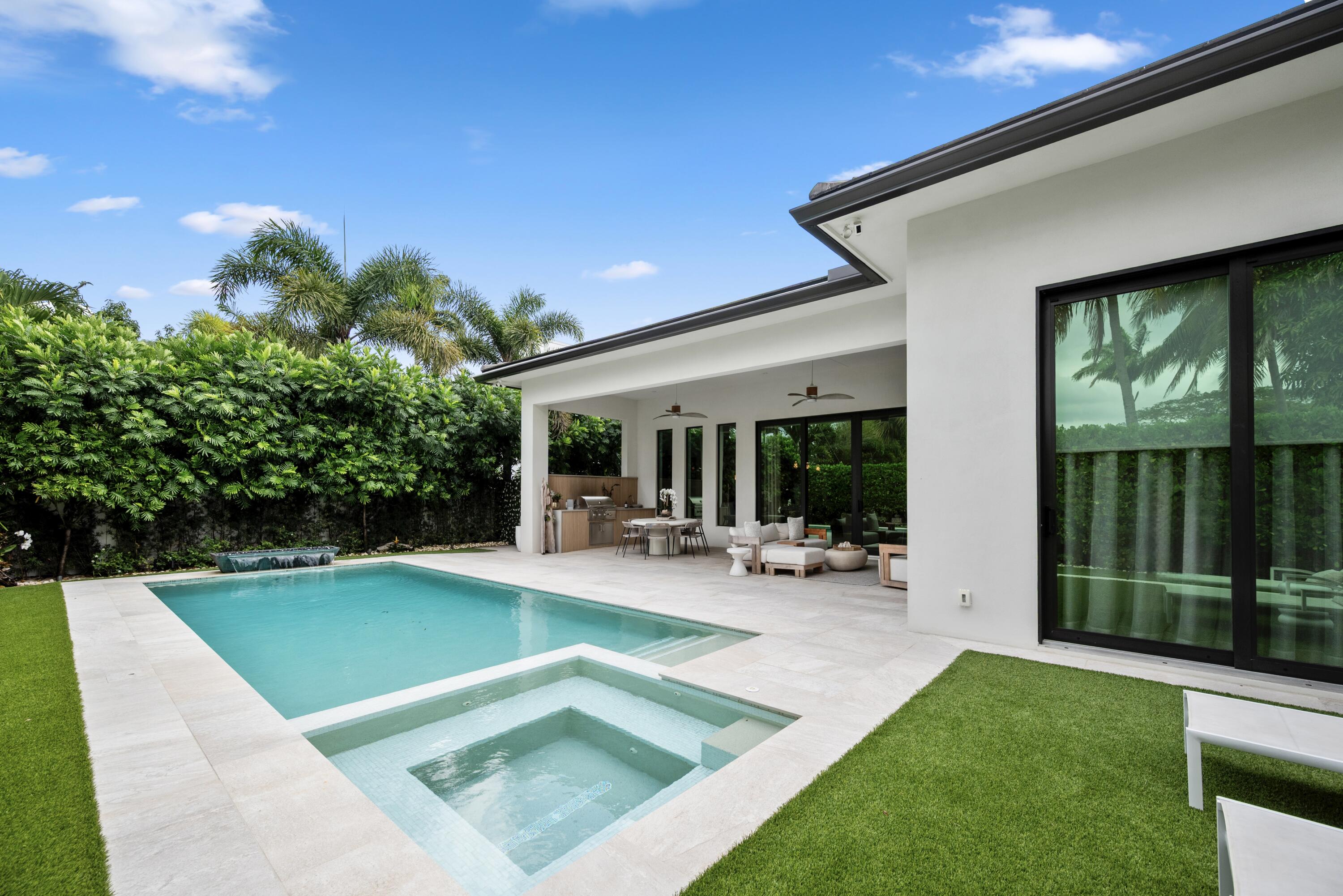 401 Northeast 2nd Street Boca Raton, FL 33432 - Photo 8 of 95 DSC_4740