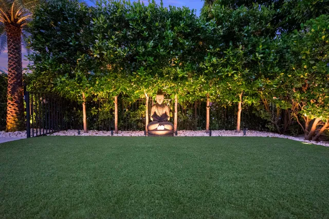 $5,695,000 | 401 Northeast 2nd Street, Boca Raton, FL 33432