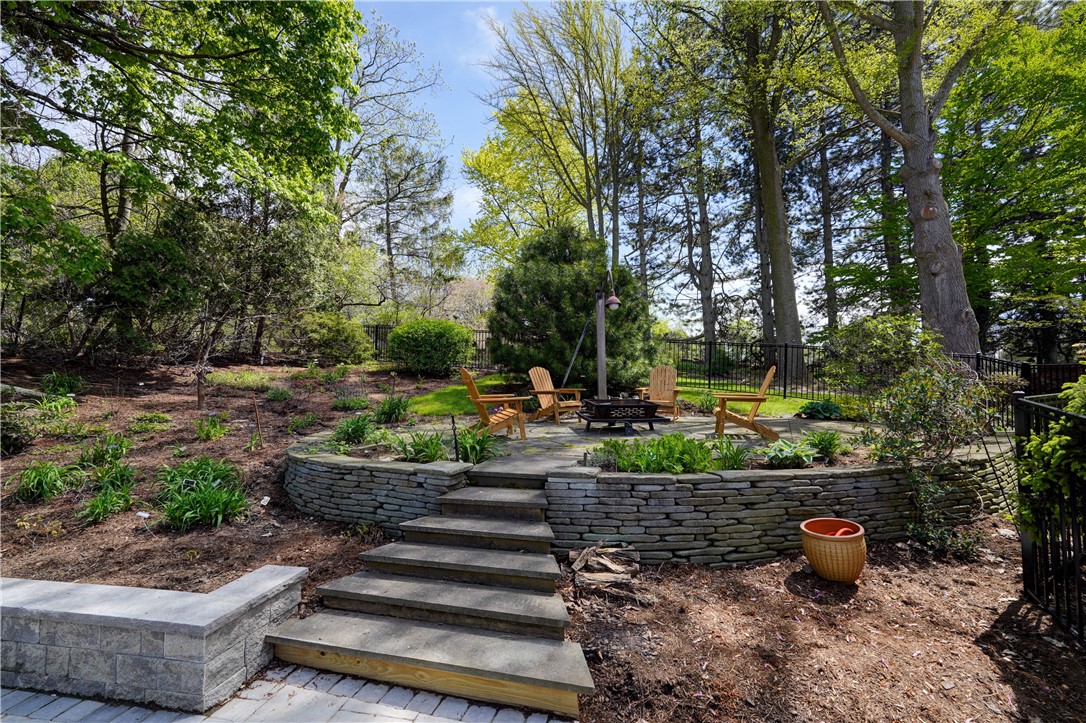 157 West Jefferson Road Pittsford, NY 14534 - Photo 4 of 41