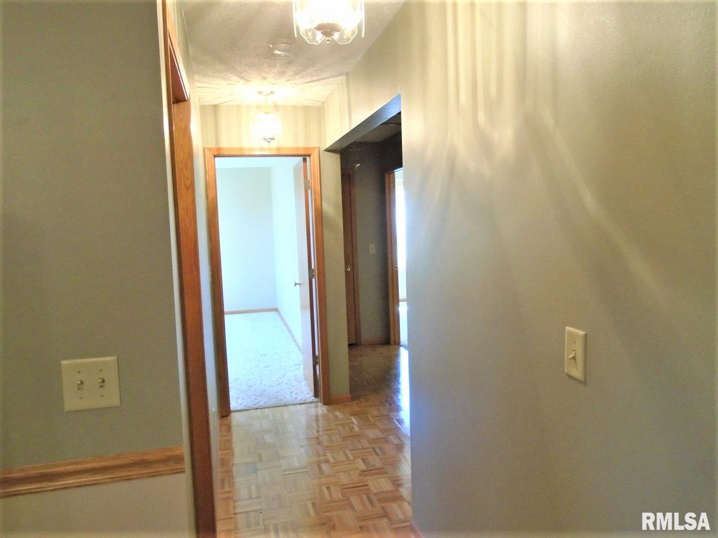 2027 Highway 130 Bennett, IA 52721 - Photo 11 of 50 Gallery Image 11