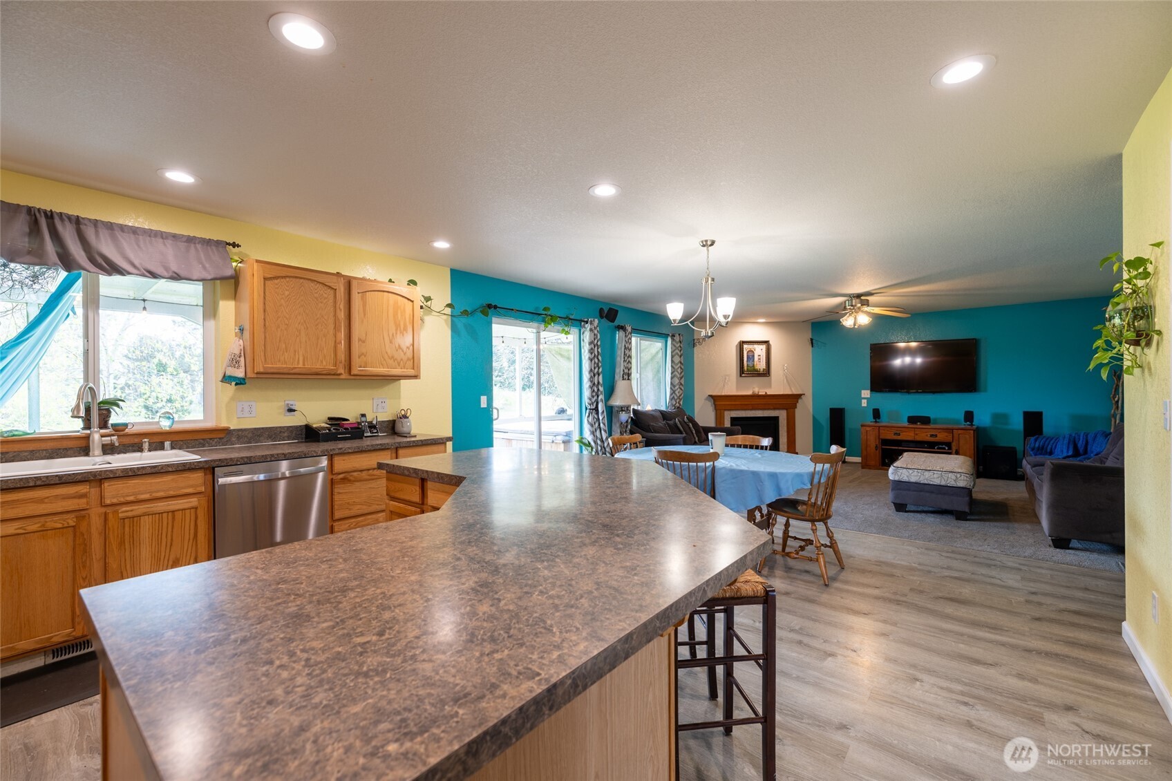 7332 183rd Avenue Southwest Rochester, WA 98579 - Photo 11 of 38