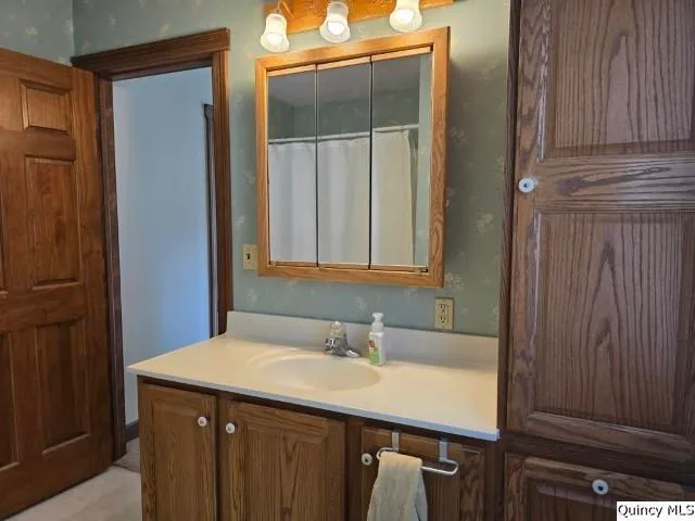 $145,000 | 722 Wabash Avenue, Carthage, IL 62321