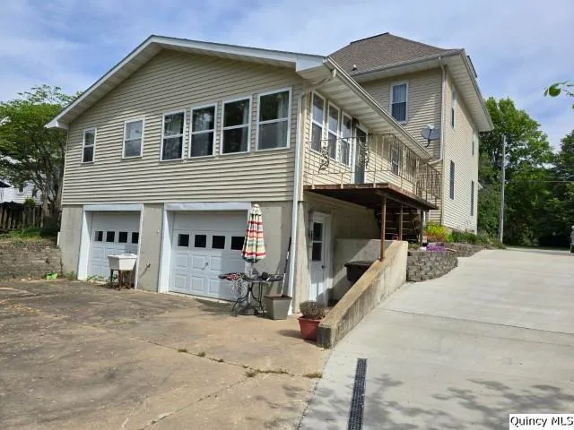 $145,000 | 722 Wabash Avenue, Carthage, IL 62321