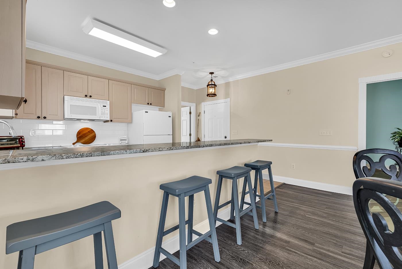 4879 Luster Leaf Circle, Unit 305 Myrtle Beach, SC 29577 - Photo 9 of 46
