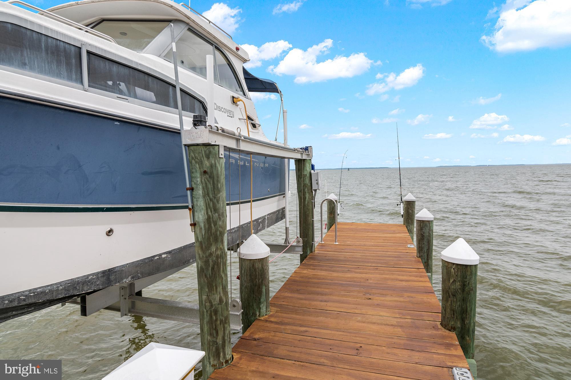 2724 Holly Beach Road Baltimore, MD 21221 - Photo 5 of 98 Boat Lift