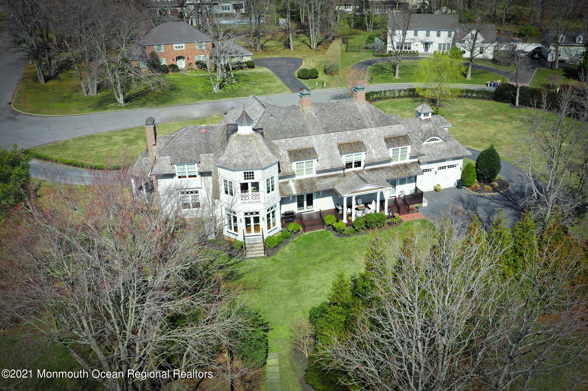 2 Harbor Drive Rumson, NJ 07760 - Photo 47 of 50 an aerial view of multiple houses with yard