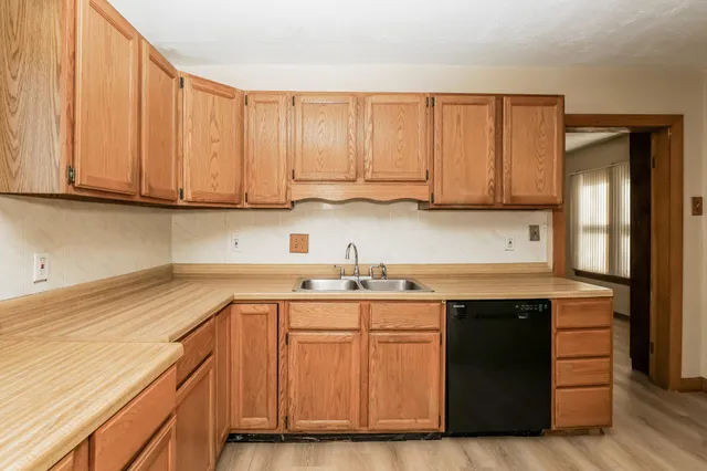 $240,000 | 624 2nd Avenue South, South St. Paul, MN 55075