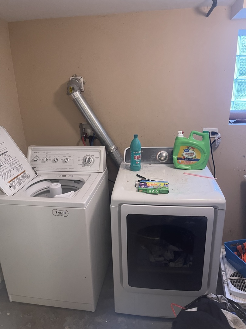 6953 South Artesian Avenue Chicago, IL 60629 - Photo 18 of 23 a utility room with dryer and washer