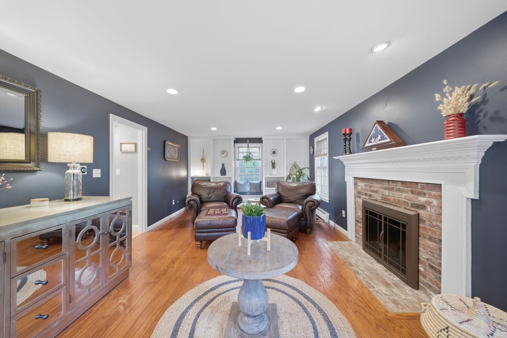 189 Ipswich Road Topsfield, MA 01983 - Photo 7 of 42