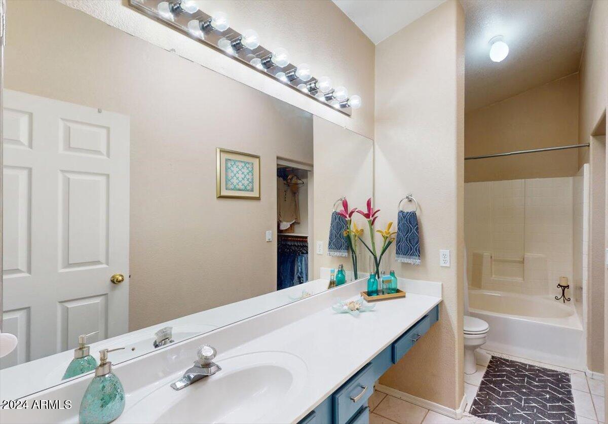 631 West Colt Road Chandler, AZ 85225 - Photo 28 of 56 Master Bath