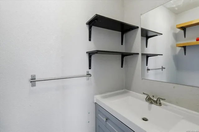 $369,500 | 1535 Freshwater Drive, Bulverde, TX 78163