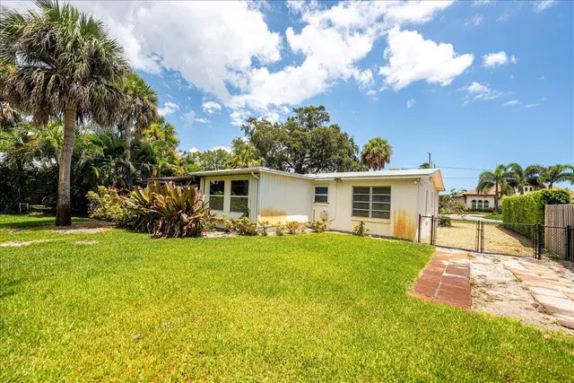 a view of a entryway door of the house
