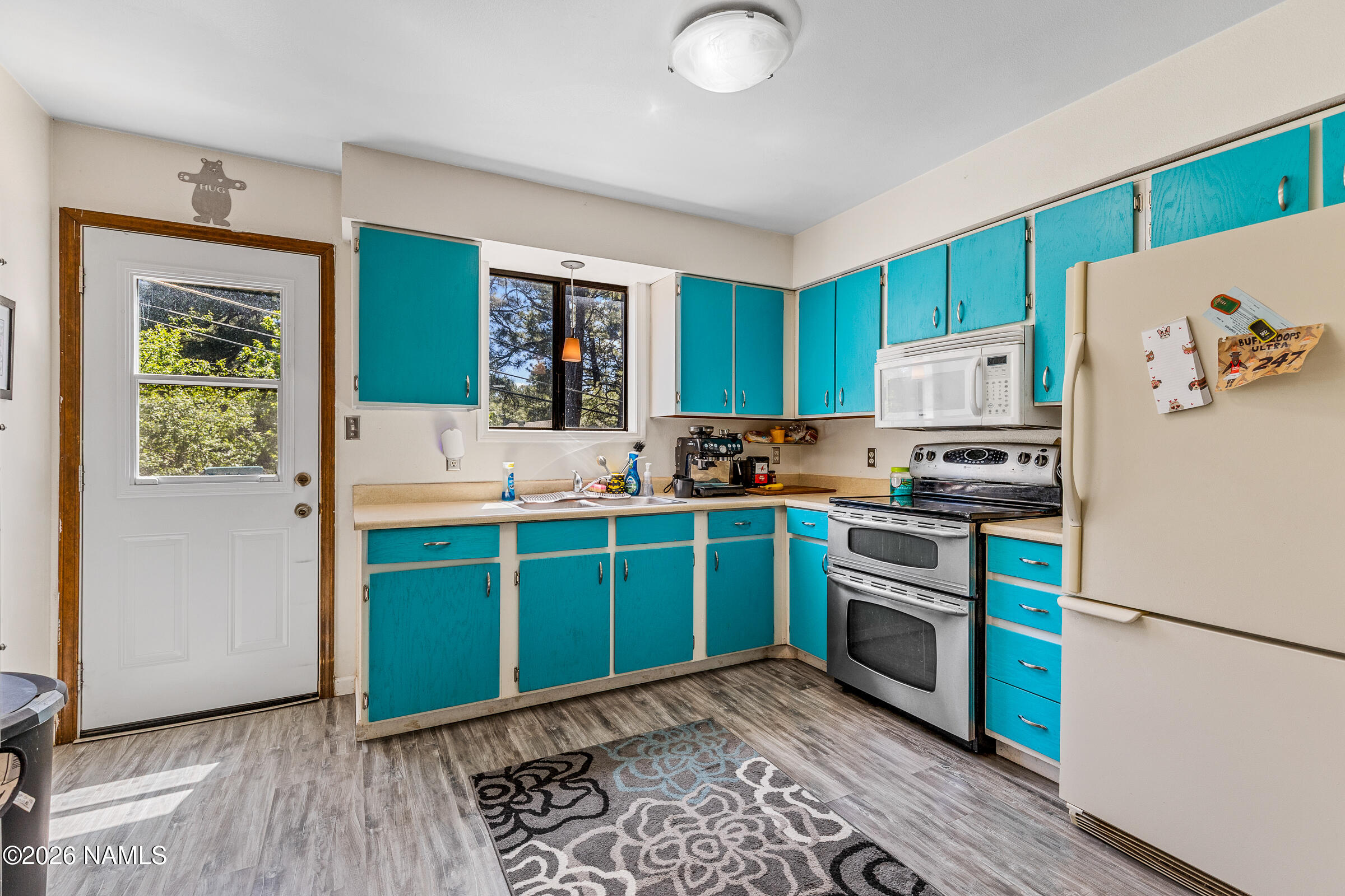792 Comanche Street Flagstaff, AZ 86005 - Photo 8 of 23 Kitchen