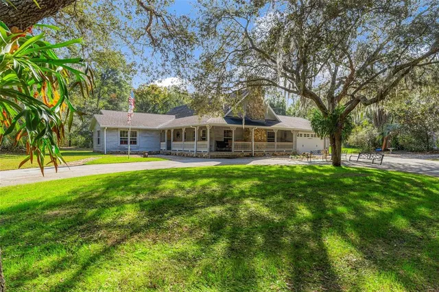 $649,900 | 5100 Griffin View Drive, Lady Lake, FL 32159