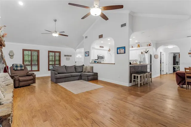 $649,900 | 5100 Griffin View Drive, Lady Lake, FL 32159