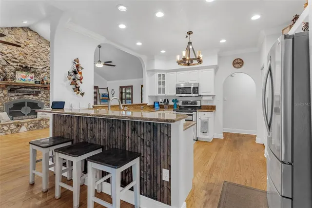 $649,900 | 5100 Griffin View Drive, Lady Lake, FL 32159