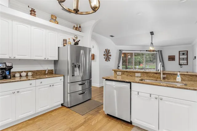 $649,900 | 5100 Griffin View Drive, Lady Lake, FL 32159