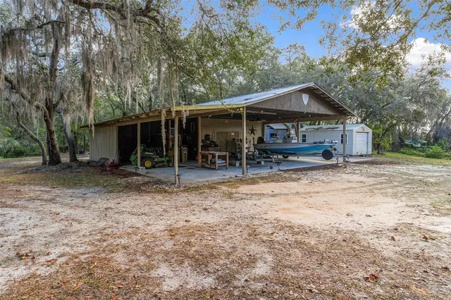 $649,900 | 5100 Griffin View Drive, Lady Lake, FL 32159