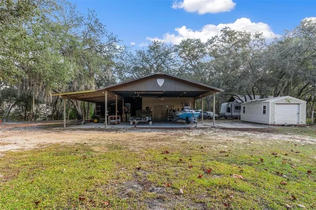 $649,900 | 5100 Griffin View Drive, Lady Lake, FL 32159