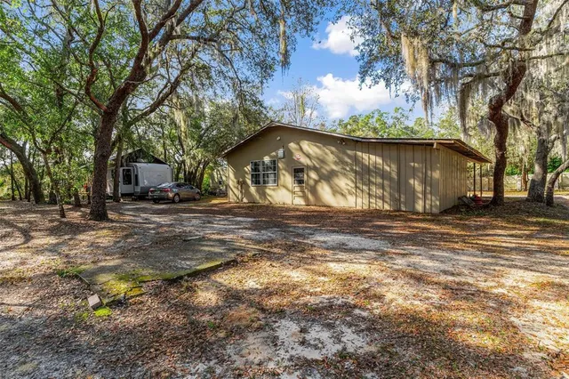 $649,900 | 5100 Griffin View Drive, Lady Lake, FL 32159