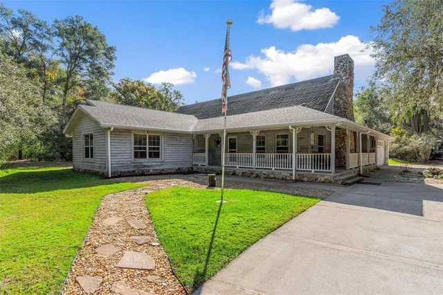 $649,900 | 5100 Griffin View Drive, Lady Lake, FL 32159