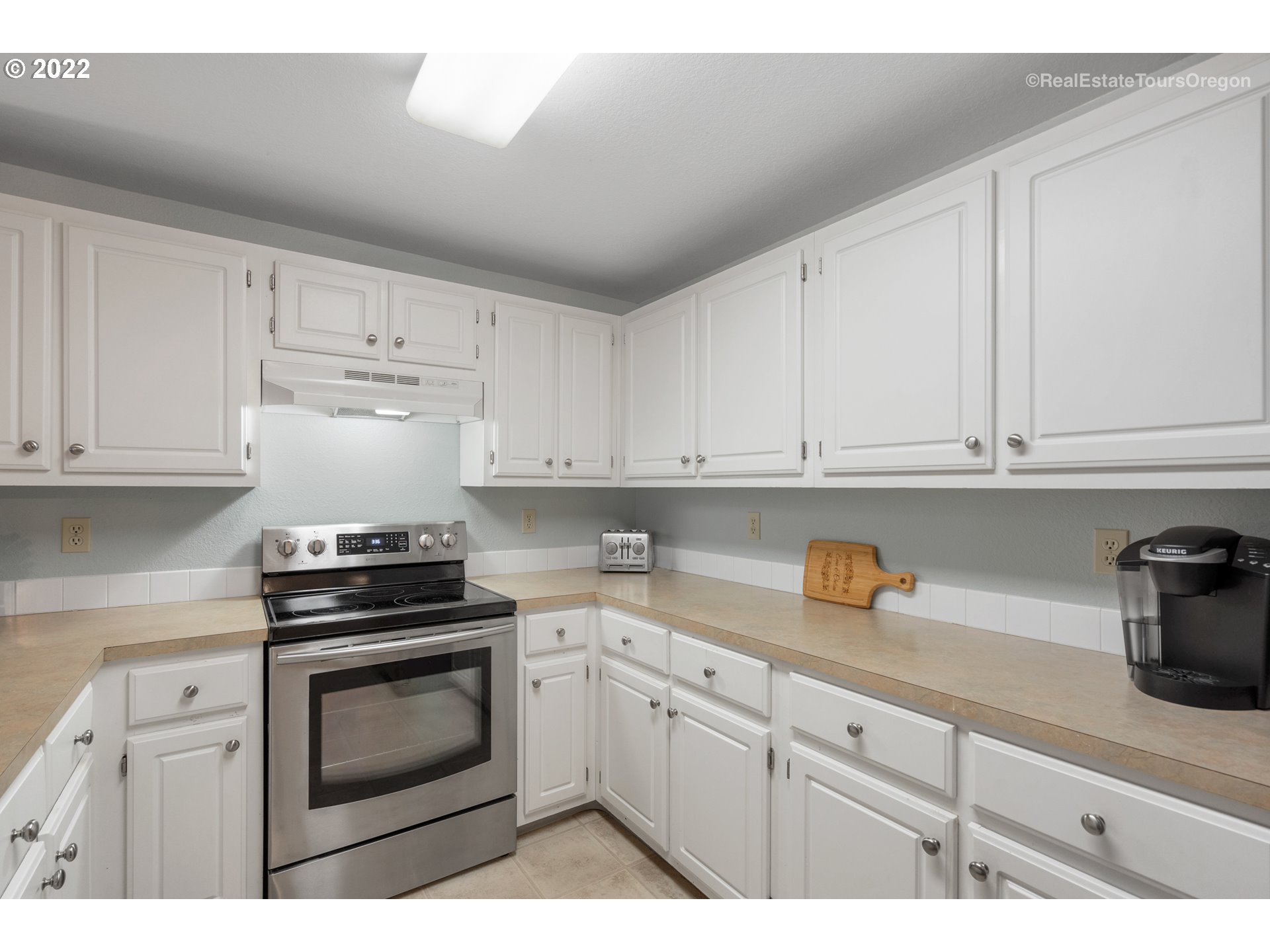 17548 Northwest Springville Road, Unit 1 Portland, OR 97229 - Photo 6 of 18 Gallery Image 6