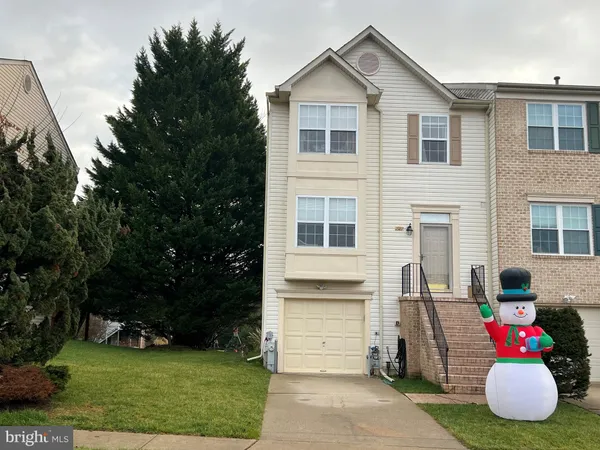 $2,950 | 11927 Hunters Run Drive, Cockeysville, MD 21030