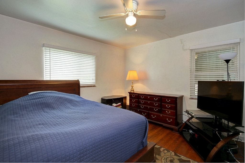 518 Ridgewood Road Huntington, WV 25701 - Photo 27 of 32 Gallery Image 27