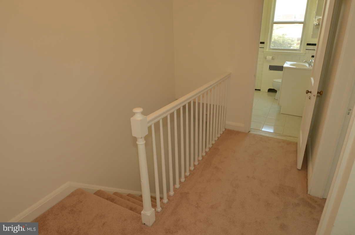 437 Overbrook Road Catonsville, MD 21228 - Photo 11 of 23 Interior (General)