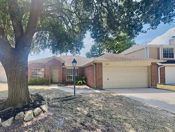 $1,845 | 18203 Gravenhurst Lane, Tomball, TX 77377