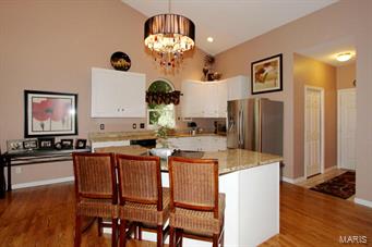 646 Castle Ridge Drive Ballwin, MO 63021 - Photo 12 of 37 Gallery Image 12