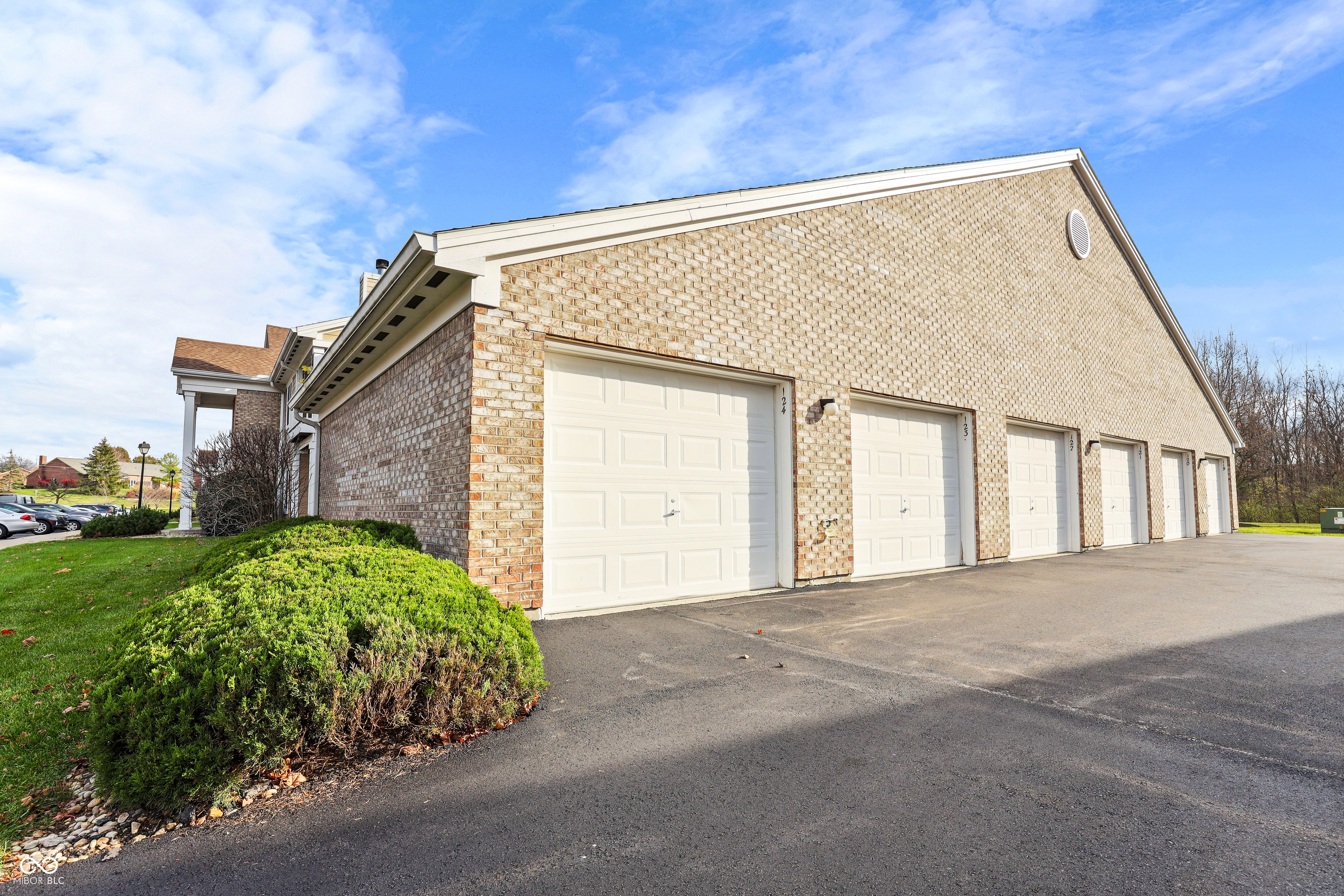 5003 Opal Ridge Lane, Unit 208 Indianapolis, IN 46237 - Photo 28 of 30
