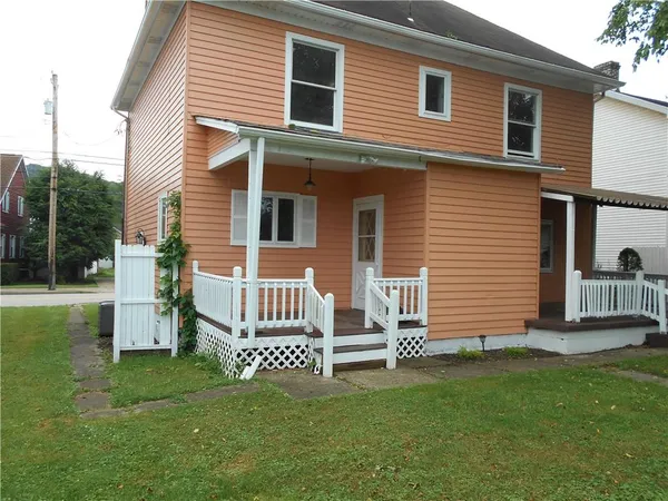 $175,000 | 321 East 4th Street, Derry, PA 15627