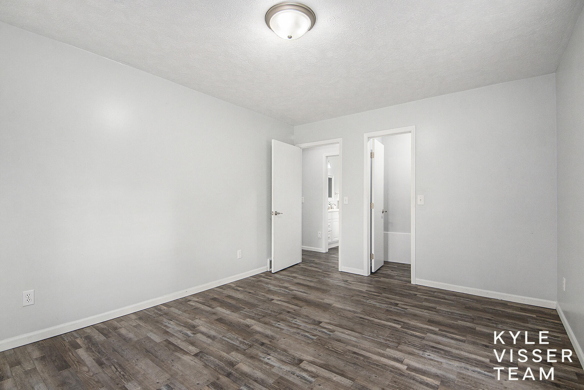 9020 5 Mile Road Northeast Ada, MI 49301 - Photo 21 of 42 Bedroom #3