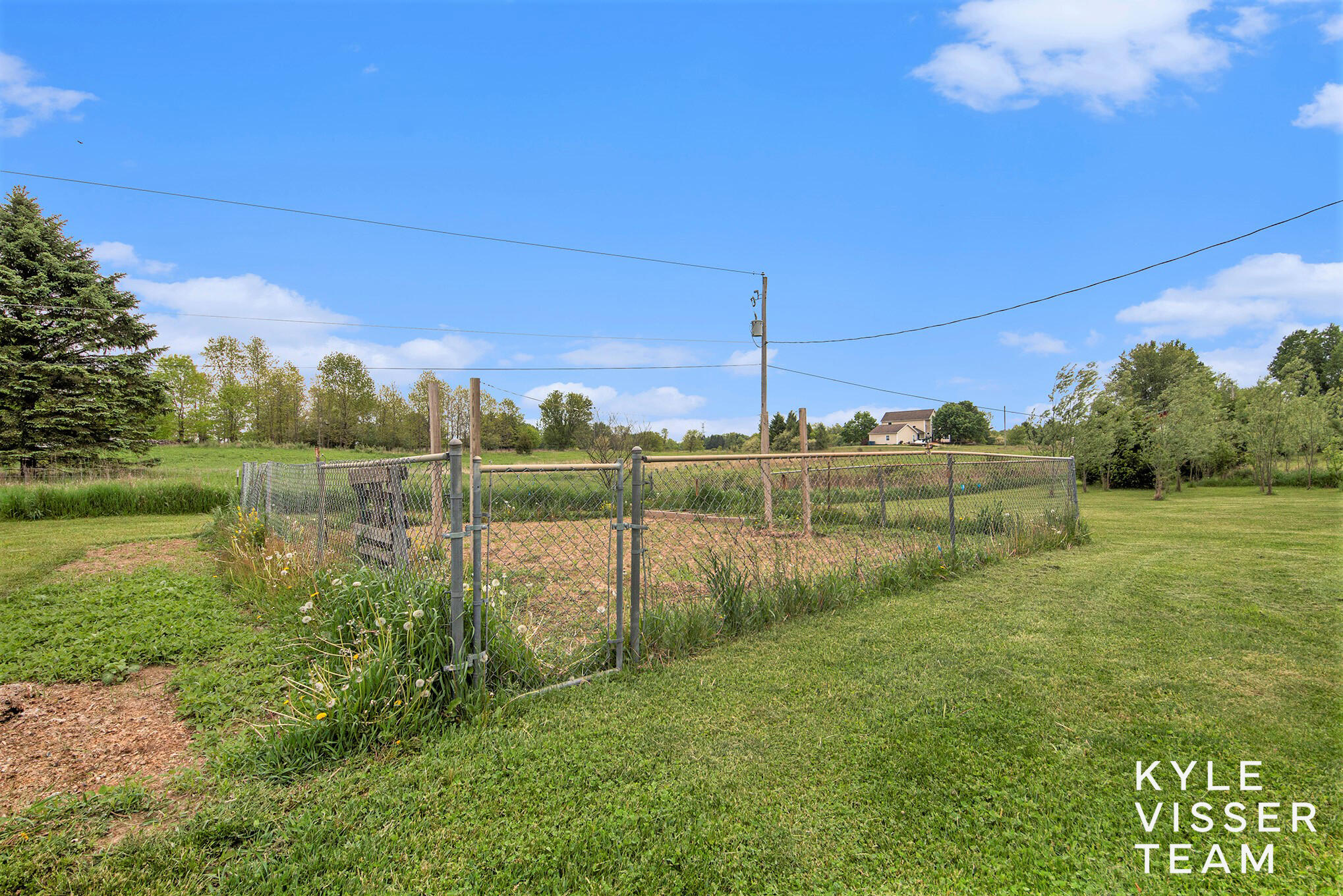 9020 5 Mile Road Northeast Ada, MI 49301 - Photo 35 of 42 Garden