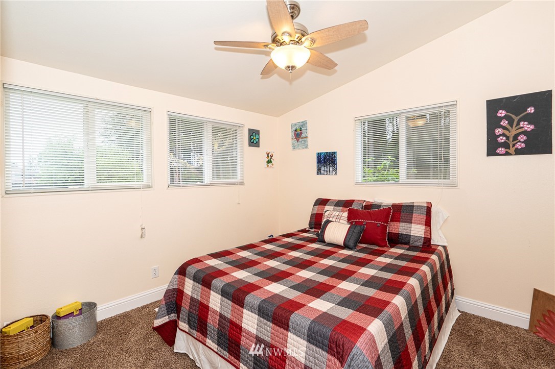 245 Kennicott Road Chehalis, WA 98532 - Photo 18 of 36
