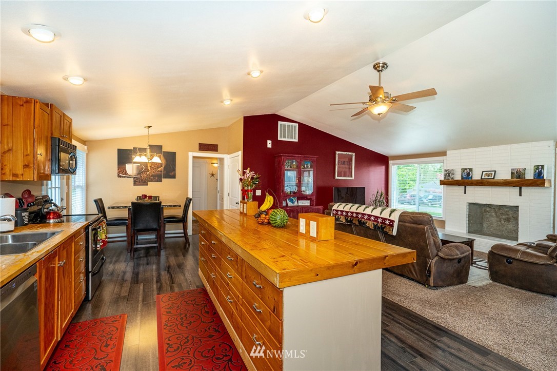 245 Kennicott Road Chehalis, WA 98532 - Photo 8 of 36