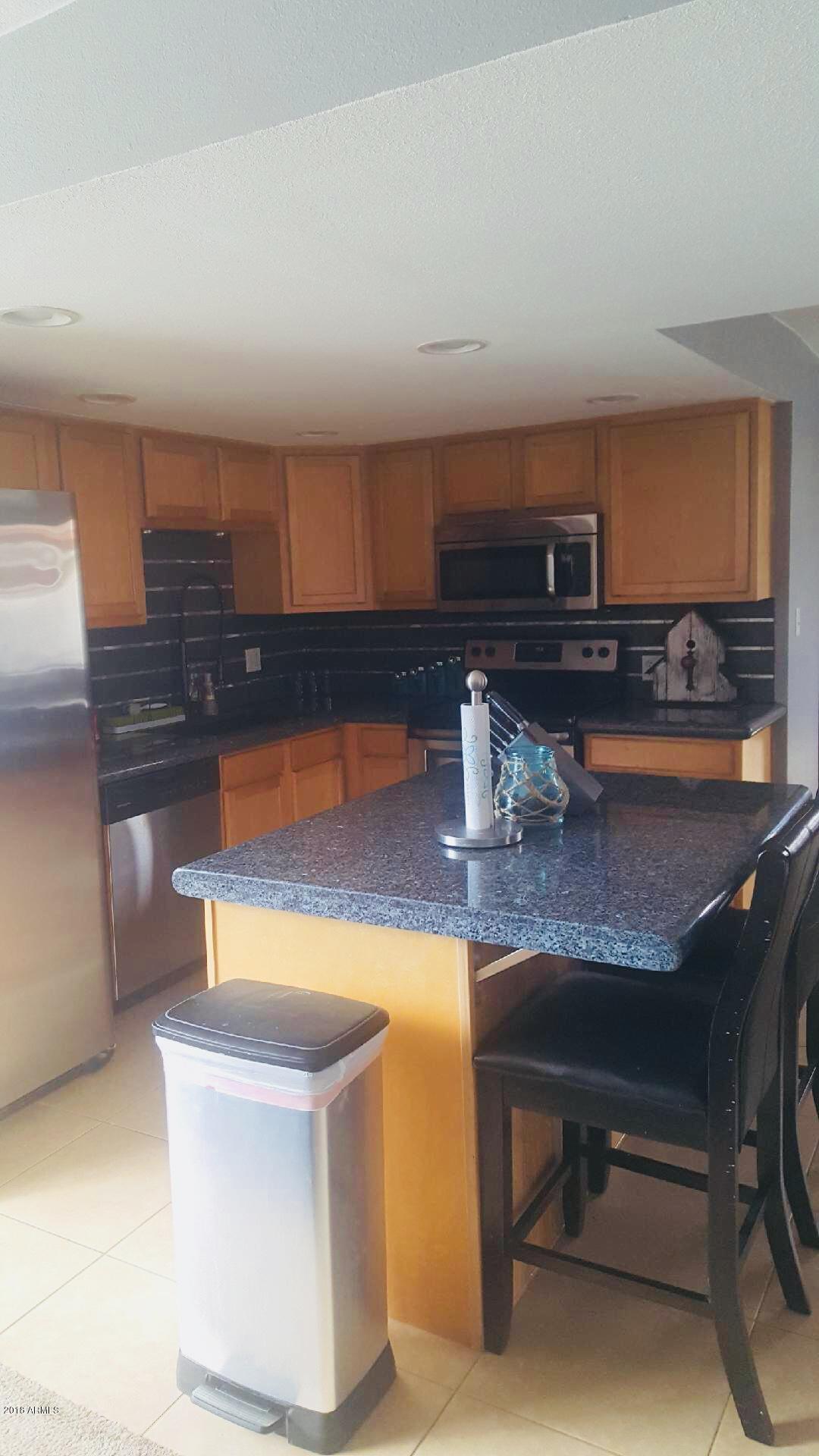 3610 West Griswold Road Phoenix, AZ 85051 - Photo 6 of 25 IMG_2899