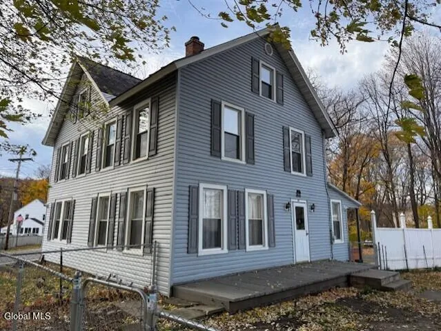 $298,500 | 725 Snyders Corners Road, Poestenkill, NY 12140