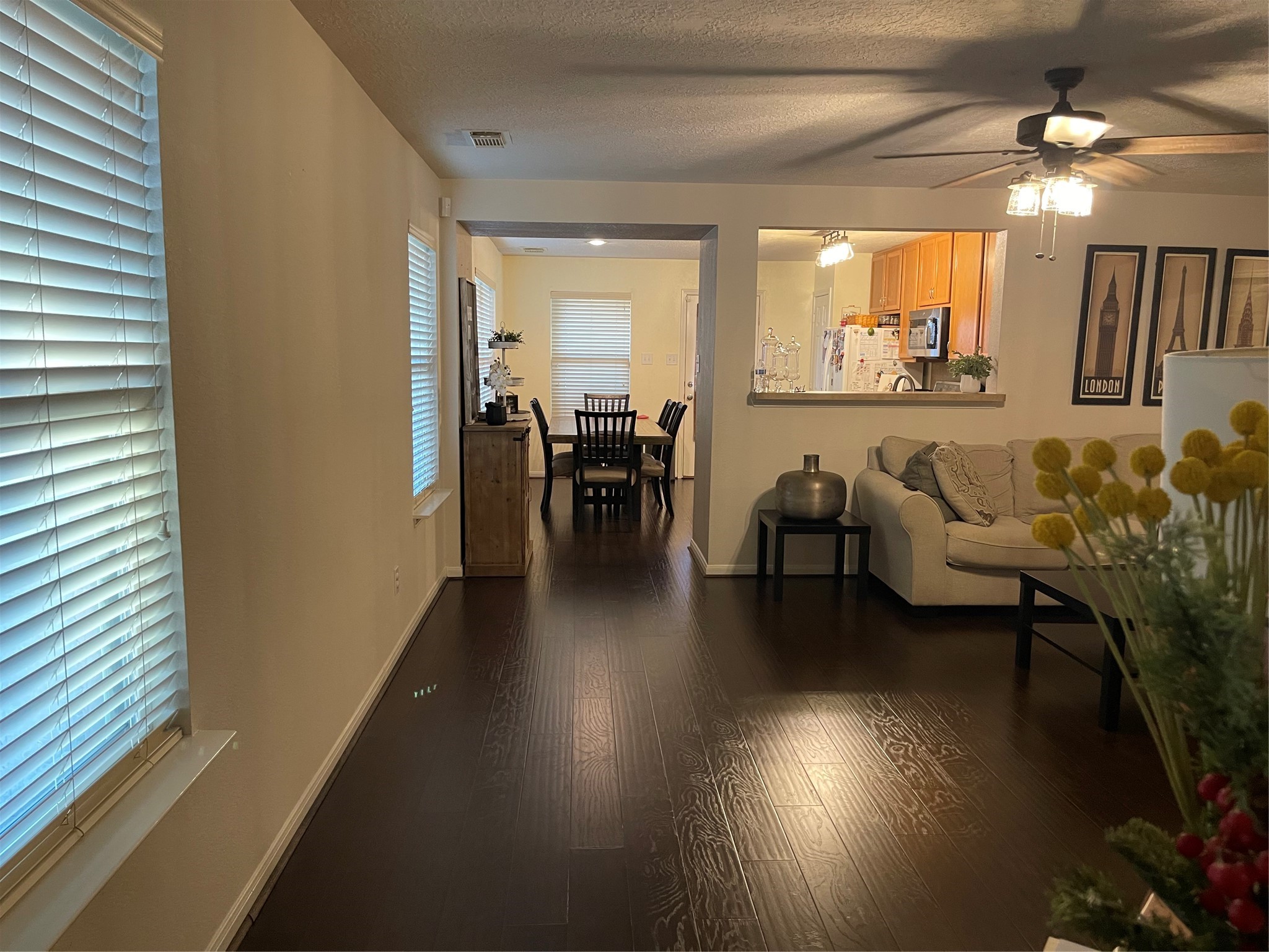 3310 Legends Wild Drive Spring, TX 77386 - Photo 36 of 40 a living room with furniture and a large window