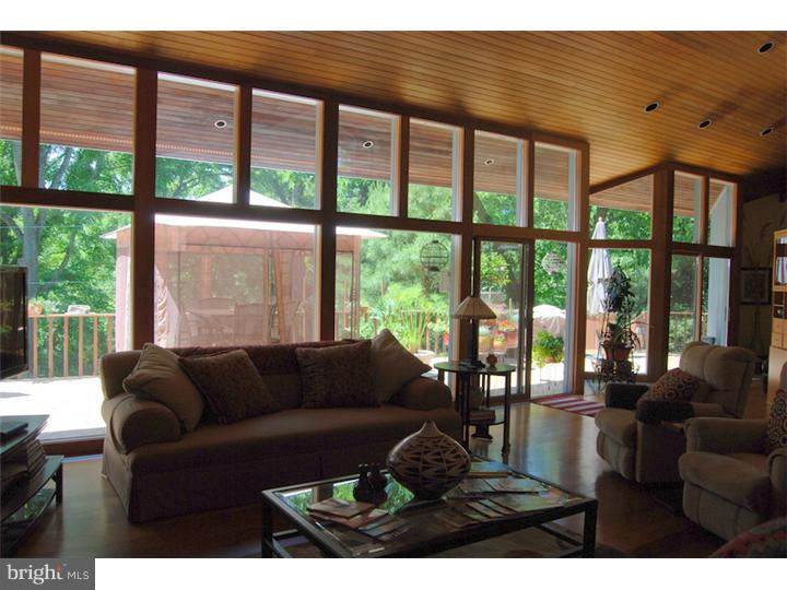 15 Jeffrey Road Reading, PA 19601 - Photo 7 of 25 Gallery Image 7