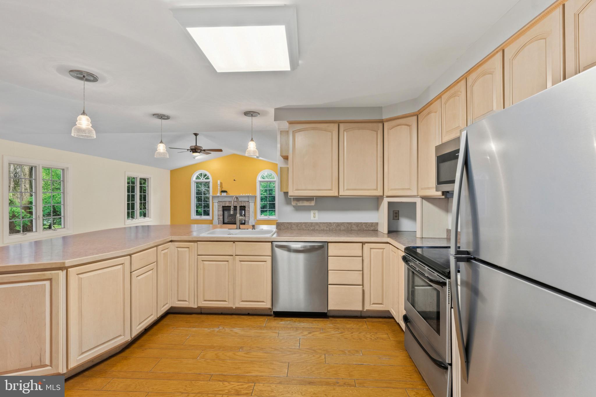 2700 Hunting Ridge Court Baldwin, MD 21013 - Photo 4 of 29