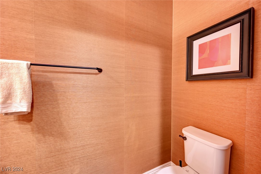 2174 Trivero Street Henderson, NV 89044 - Photo 49 of 63 Bathroom
