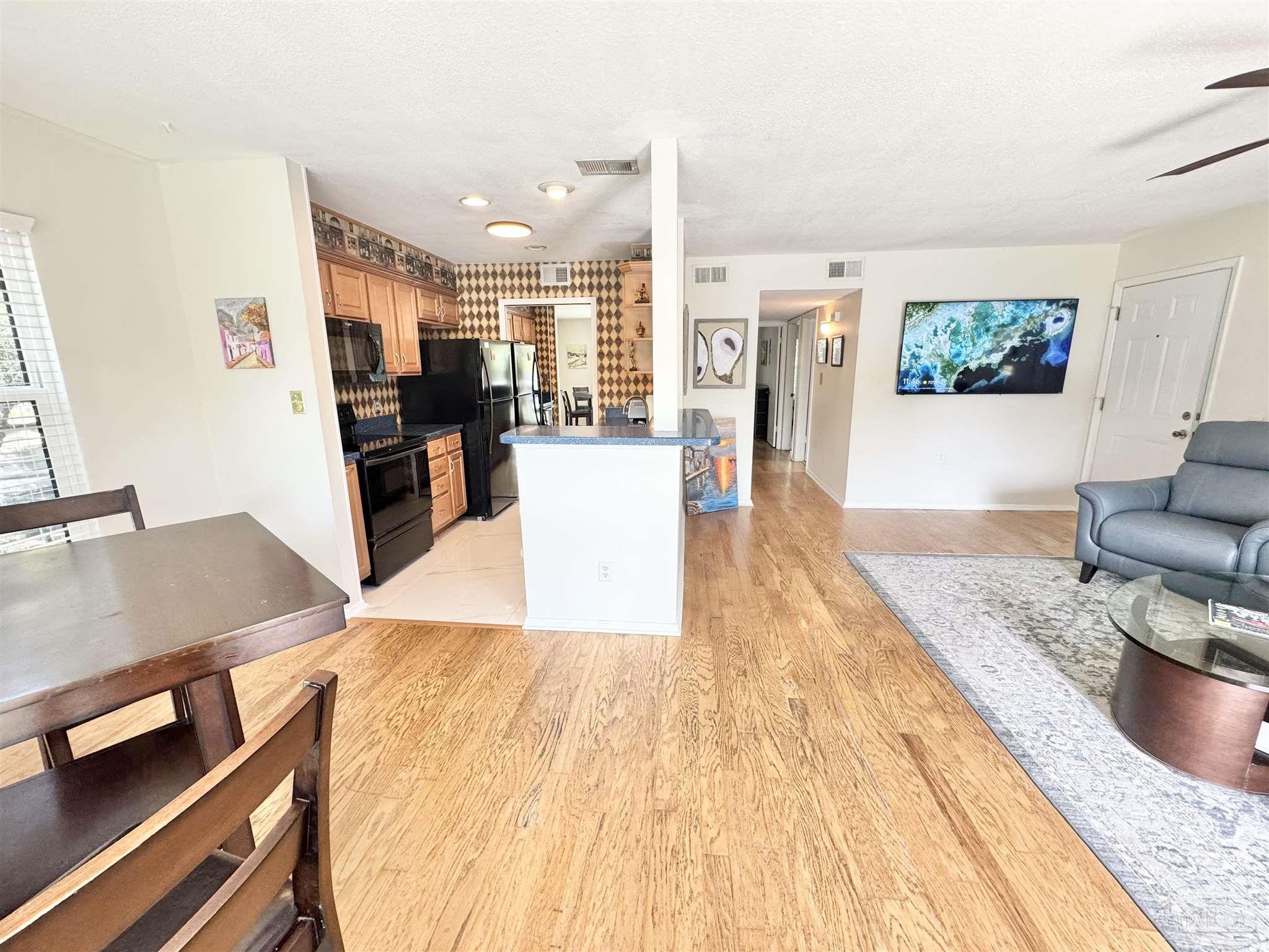 200 Pensacola Beach Road, Unit J2 Gulf Breeze, FL 32561 - Photo 11 of 40