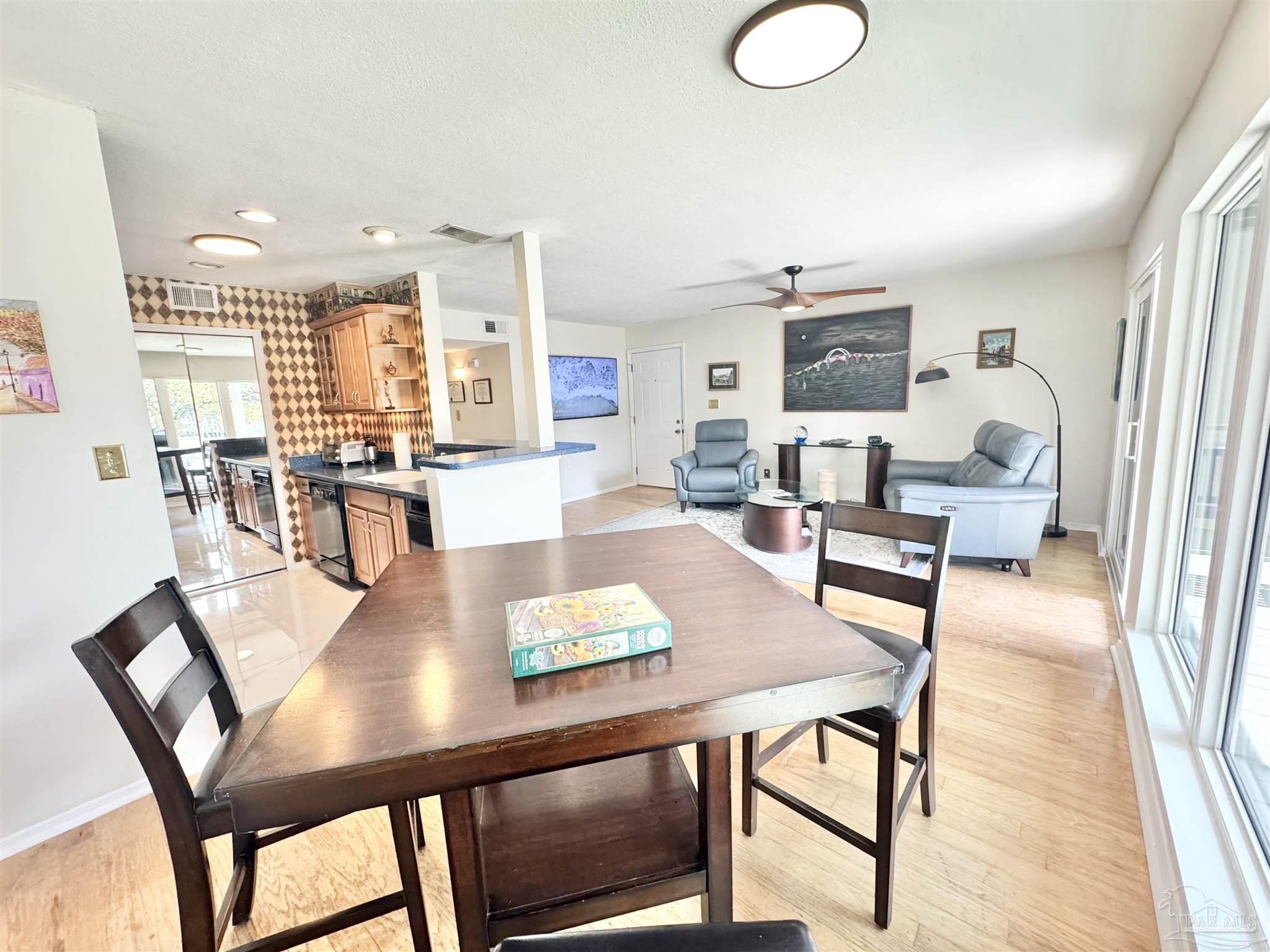 200 Pensacola Beach Road, Unit J2 Gulf Breeze, FL 32561 - Photo 14 of 40