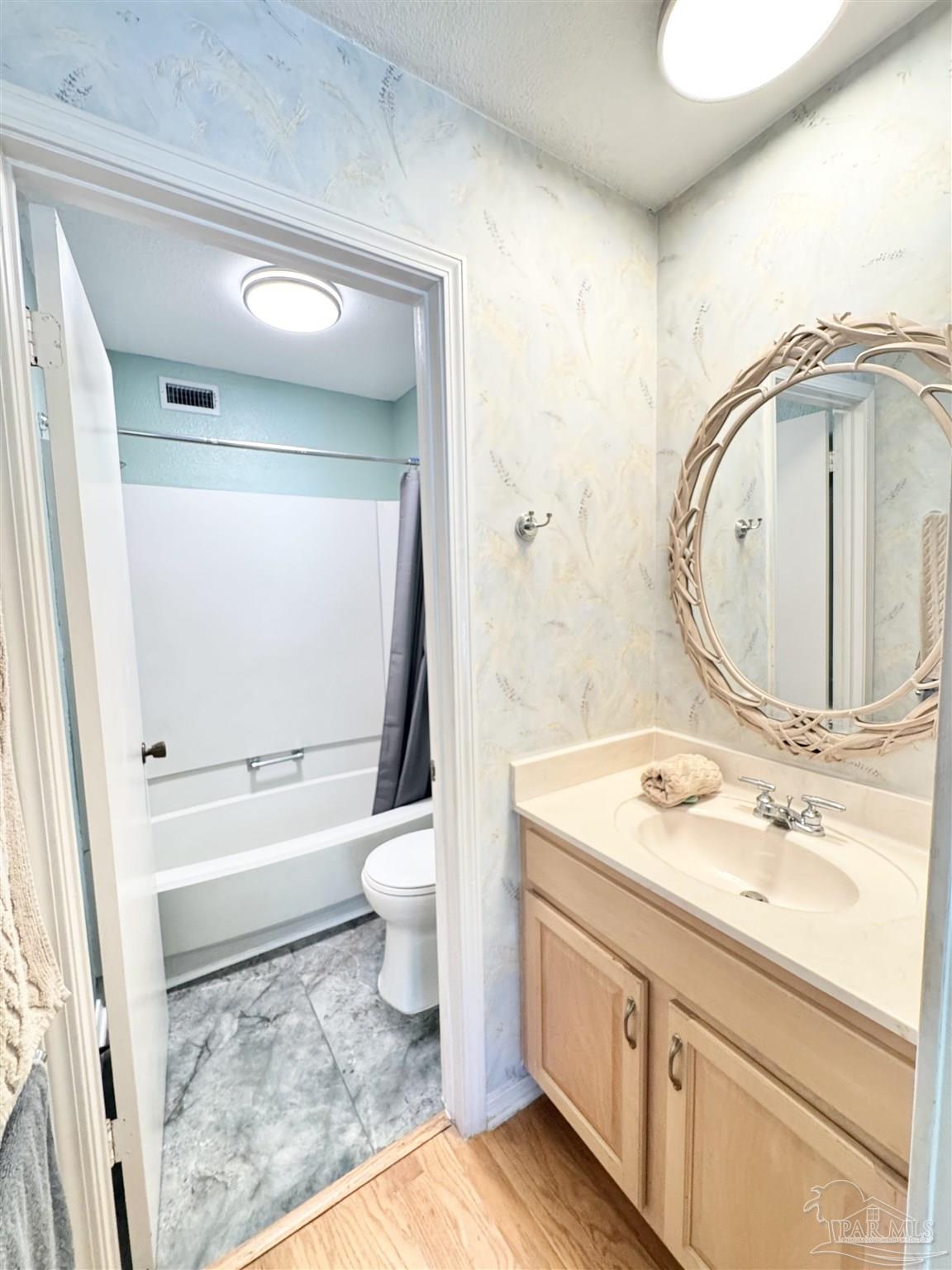 200 Pensacola Beach Road, Unit J2 Gulf Breeze, FL 32561 - Photo 25 of 40