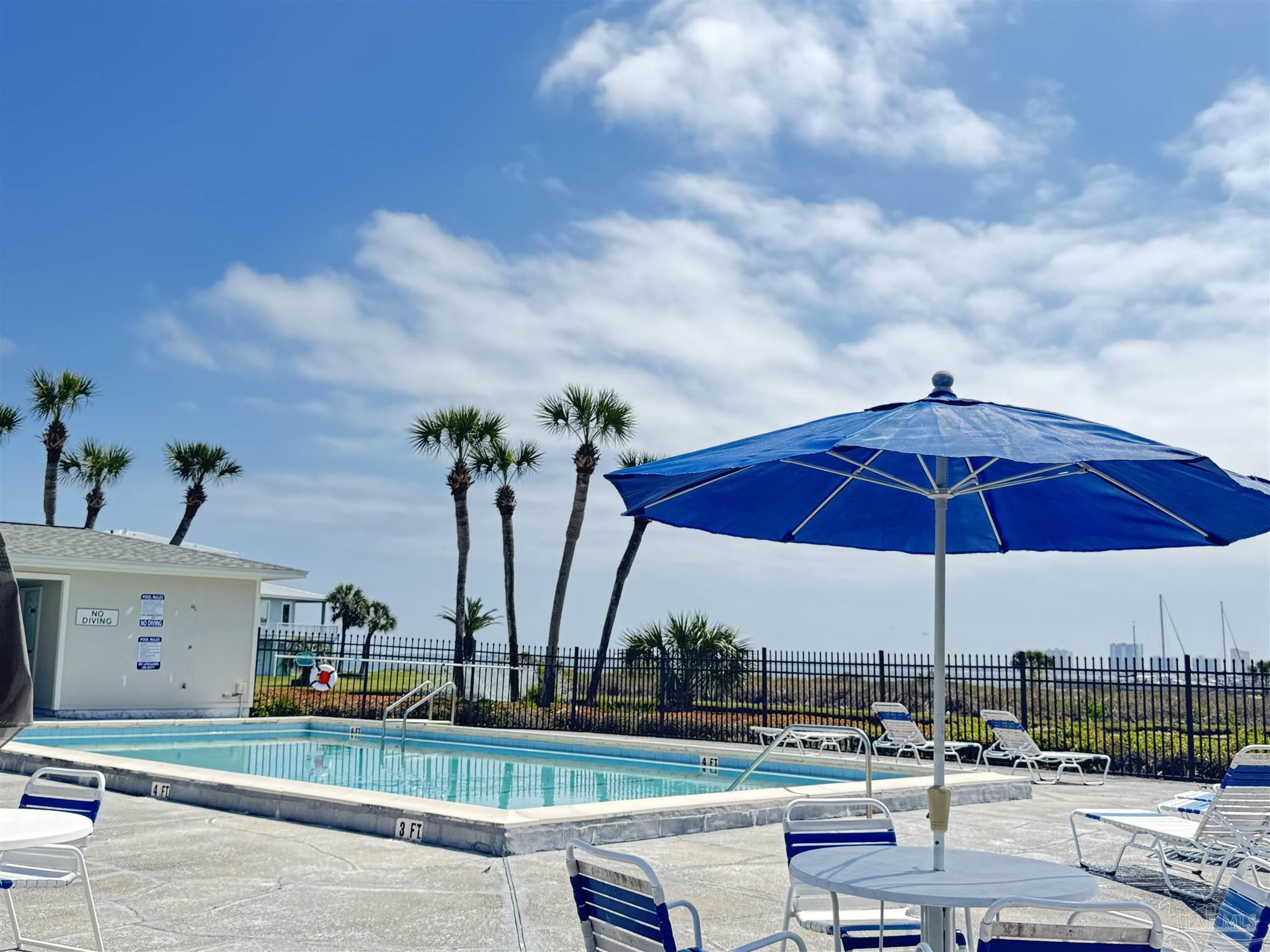200 Pensacola Beach Road, Unit J2 Gulf Breeze, FL 32561 - Photo 6 of 40