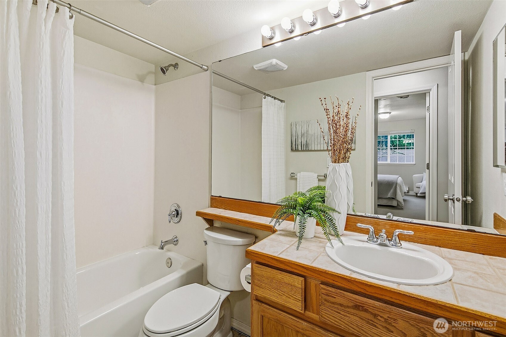 1009 112th Street Southeast, Unit B203 Everett, WA 98208 - Photo 11 of 19